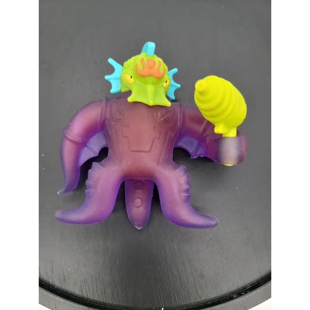 2020 Galaxy Blast Orbitox Heroes Goo Jit Zu Stretchy Action Figure Water Blaster